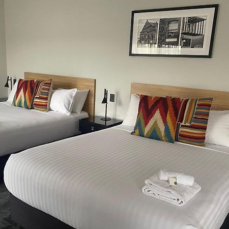 Avenue Motel Apartments 土乌巴 外观 照片