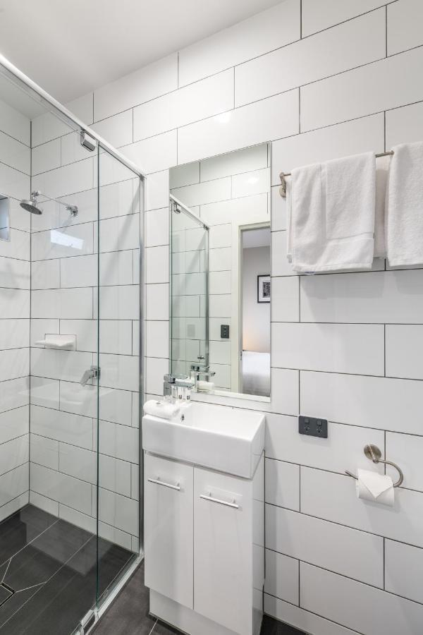 Avenue Motel Apartments 土乌巴 外观 照片