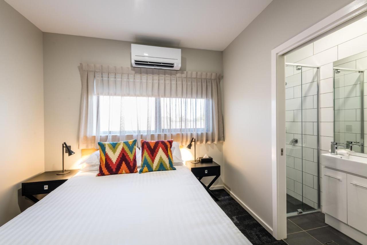 Avenue Motel Apartments 土乌巴 外观 照片