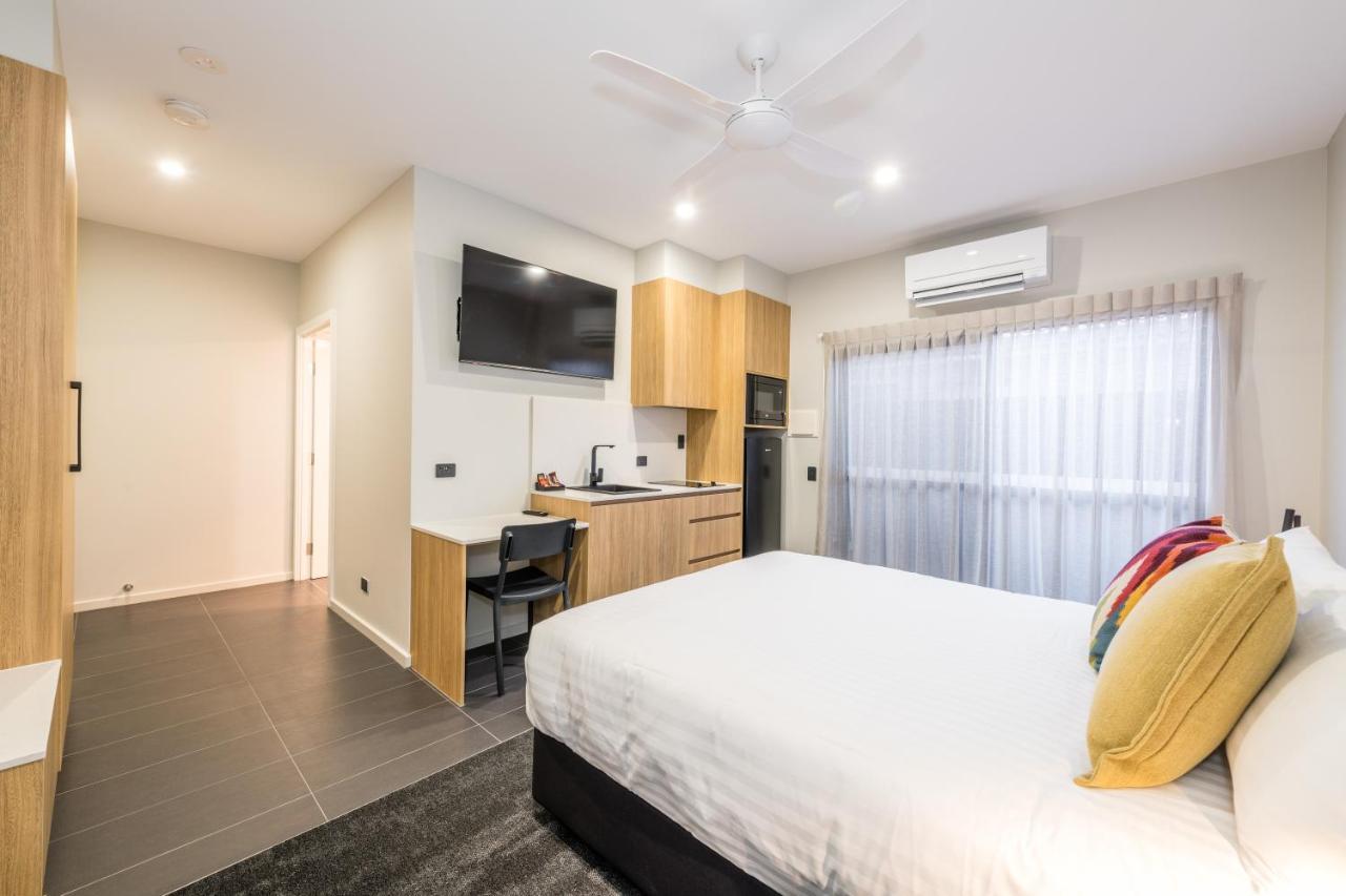 Avenue Motel Apartments 土乌巴 外观 照片
